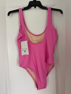 NWT Billabong Bright Pink Textured One Piece Swimsuit Size Large